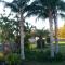 Avlon Gardens Motel