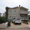 Foto: Apartments with a parking space Vodice - 13997 3/17