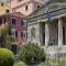 Durrell Liston Suites