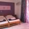 Tholos Rooms