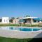 Luxurious Villa in Torre Suda with Jacuzzi