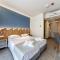 Pollis Hotel