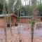 雷丁斯伍德山林小屋露营地 - 奥尔弗里顿