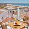 Topcity Hostel & Suites