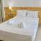 Topcity Hostel & Suites