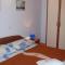Seaside holiday house Cove Zarace - Gdinj, Hvar - 2048