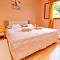 Apartments Bacic