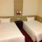 Long Cherng Hotel