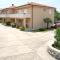 Apartments Elvira