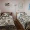 Clean and Quiet 2 bdr 2 bthr private entrance entire guests suite near Coquitlam Center mall and skytrain - Кокуитлам