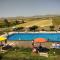 Erazank Hotel
