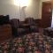 The Holiday House Inn & Motel