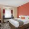 Microtel Inn & Suites by Wyndham Walterboro - Walterboro