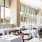 Vogue Square Fashion Hotel by Lenny Niemeyer