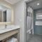 Vittoria Hotel & Suites