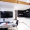 2 Nights Apartments - great location, right next to Main Rail and Bus Station, 10 min to Main Square by foot