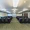 Oxford Suites Yakima