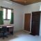 Blue Star Bungalows & Cafe