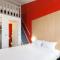 B&B HOTEL Amiens - 隆戈