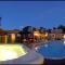 Lamb and Lion Inn - بارنستابل