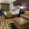 Best Western Plus Des Moines West Inn & Suites - Clive