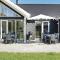 Foto: Seven-Bedroom Holiday home Tranekær with a room Hot Tub 03 9/38