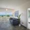 Larnaca Sunshore Beachfront Suite - Oroklini