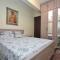 Lux Apartments MMS