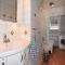 4 Bedroom Stunning Home In Färgelanda