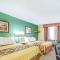 Super 8 by Wyndham McKinney/Plano Area