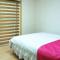 Gotjawal Geomunoreum Pension - Jeju