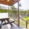 Gotjawal Geomunoreum Pension - Jeju