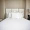 The J House Greenwich Hotel
