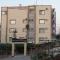 Kasgar Court Hotel
