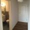 Zimmer mit Bad und Balkon
