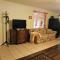 Charming Downstairs Unit - Oakhurst