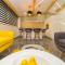 La Vela Luxury