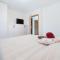City Center Suites - Apartment with Terrace and Private Pool