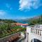 City Center Suites - Apartment with Terrace and Private Pool