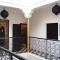 Riad Elizabeth Riad Elizabeth