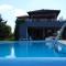 Villa Architetti Piemonte, Beautiful 5 bedroom, six bathroom Private Villa with Infinity Pool and Bar, perfect for families