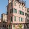 7 WINDOWS ON VENICE by LionHost