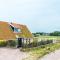 Foto: Comfortable Cottage near Sea in Oosterend Terschelling 1/26