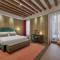 Suite735