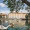 Hydrama Grand Hotel