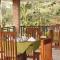 Airport Planet Lodge