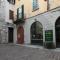 Ancient Courtyard Bonanomi in Como Historic Centre