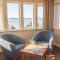 Harbour Heights Hotel