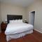 Wasaga Riverdocks Hotel Suites - Wasaga Beach