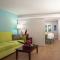 Silver Palms Inn & Historic Homes